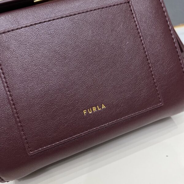 sy_no_59C3678C58A3D3E718B72FF10A3155F7_4 FURLA Vintage Frame Crossbody Bag – Burgundy
