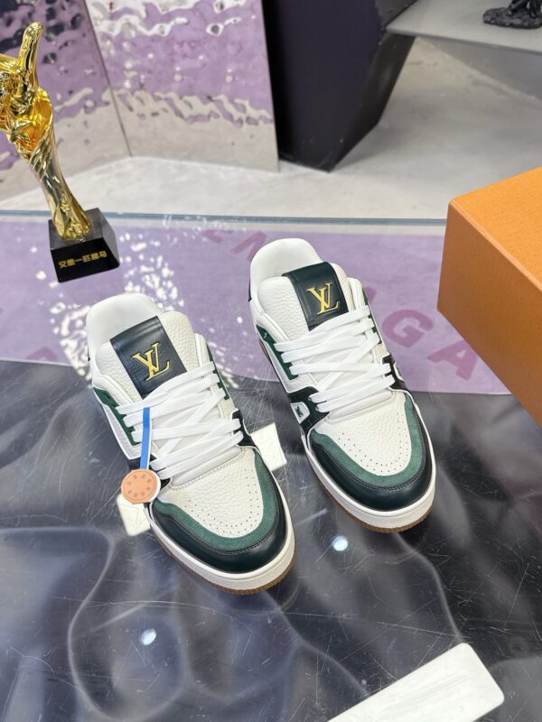 Louis Vuitton LV Trainer Maxi Forest Green & White Sneakers