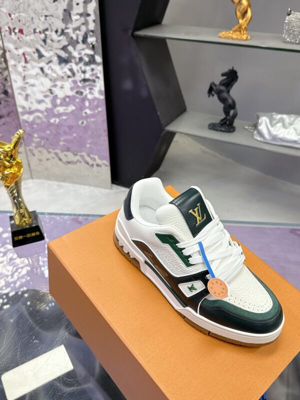 Louis Vuitton LV Trainer Maxi Forest Green & White Sneakers