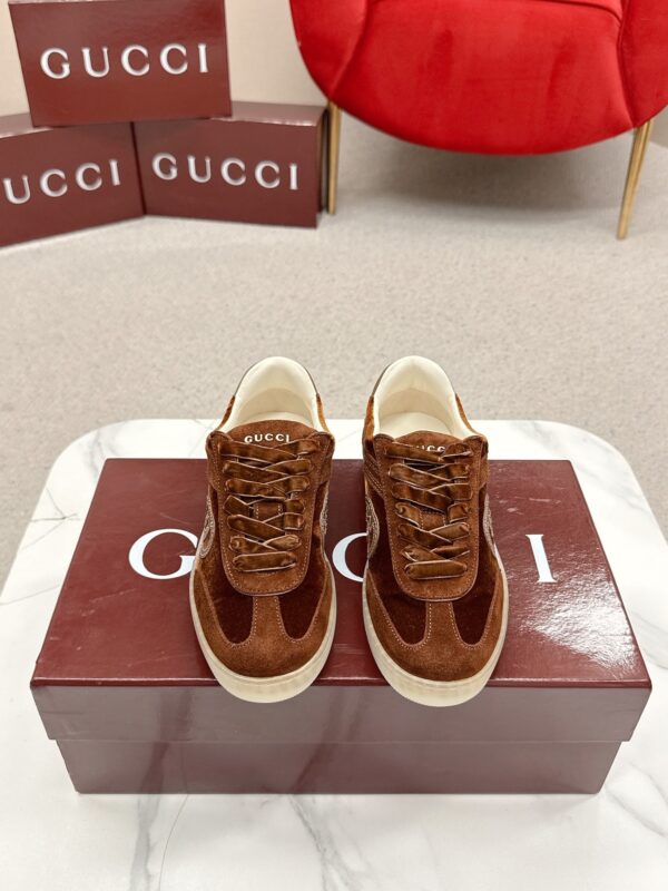 sy_no_5A96F1B76C963F3B25870DB3C7B21D98_1 Gucci B Sneaker in Brown Velvet & Suede
