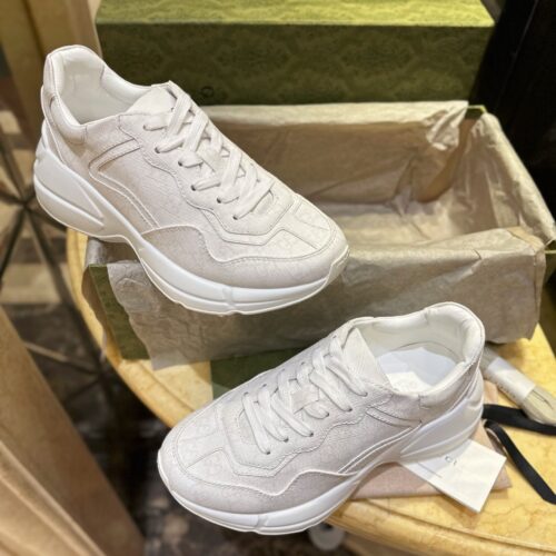 sy_no_5AD0BB3447C8B6C8F2C4B61FEFB1AF51_0 Off-White & Beige GG Canvas Chunky Sneakers