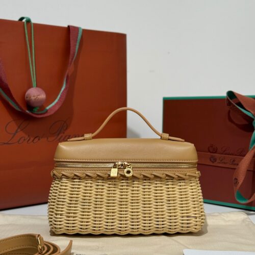 sy_no_5CAF5A0BD142929008922E057E014496_0 Loro Piana Extra Pocket L19 – Woven Leather Bag (Brown)