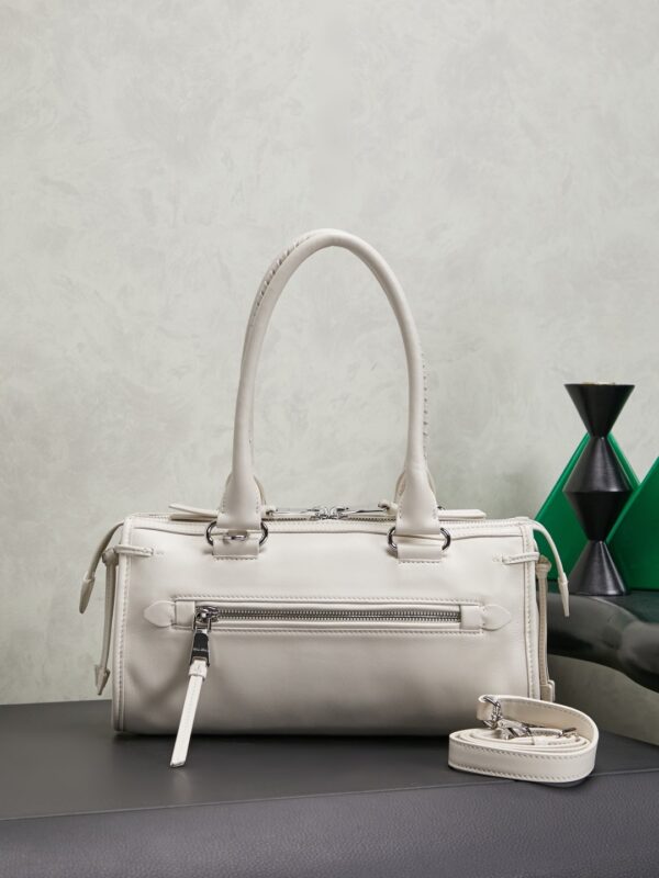 sy_no_5E92FDCC9E82C4E8C60DDB7346D76C7A_1 Chalk White Leather Front-Zip Double-Handle Shoulder Crossbody Bag