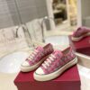 sy_no_5E9AB2253F46D33A1E33F549314A9693_1 Pink Toile Iconographe Low-Top Canvas Sneakers