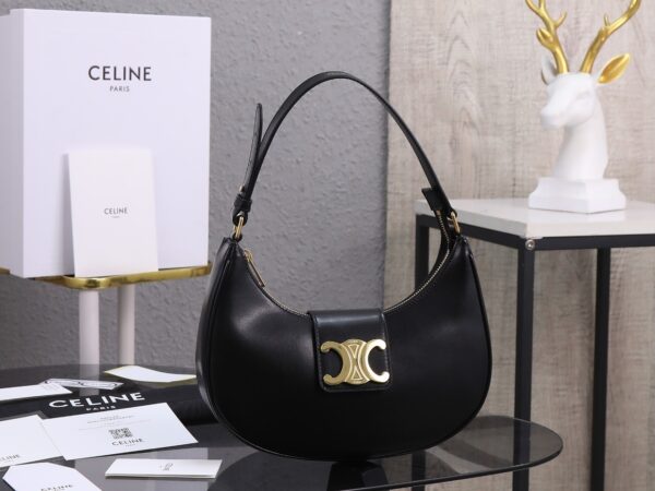 sy_no_5F1180CE349F87B7CF1A41E8C4C7165F_0 Ava Triomphe Leather Shoulder Bag – Black