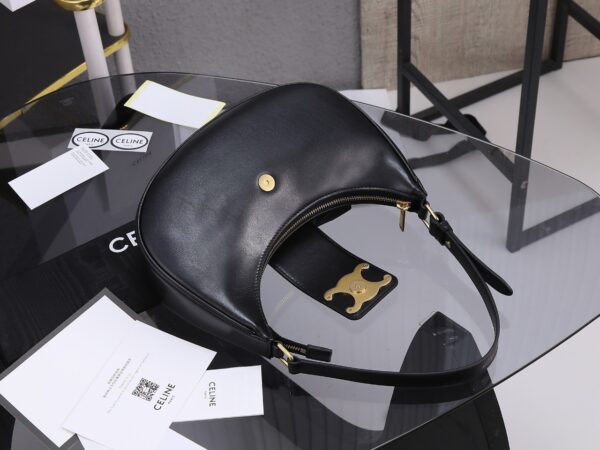 sy_no_5F1180CE349F87B7CF1A41E8C4C7165F_7 Ava Triomphe Leather Shoulder Bag – Black
