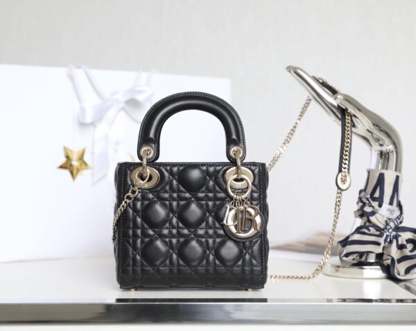 sy_no_6067C1D79830D4665868808E5732296C_0 Lady Dior Mini Three-Compartment Bag – Black