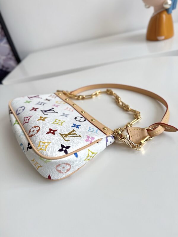 sy_no_61AE9949A187B3FF24623D12255BD953_1 Louis Vuitton Pochette Accessoires – Louis Vuitton x Takashi Murakami Monogram Collection