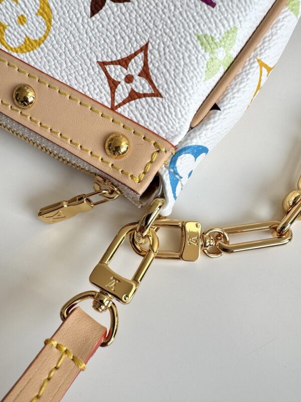 sy_no_61AE9949A187B3FF24623D12255BD953_4 Louis Vuitton Pochette Accessoires – Louis Vuitton x Takashi Murakami Monogram Collection