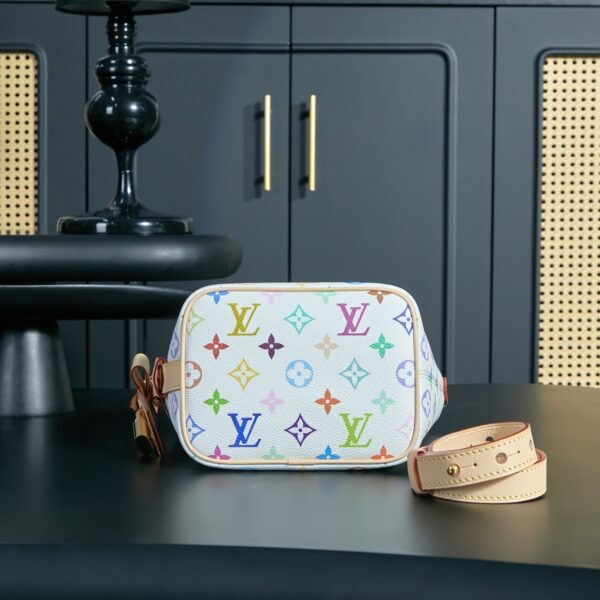 sy_no_61E15EEAB2D5BA55DE8CEEA5A06A9222_3 LV x TM All In BB Handbag