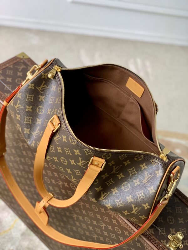 sy_no_635752BBCD6FD43CAE5F1E4E3BED4310_8 Louis Vuitton Needle Handbag – Monogram Coated Canvas
