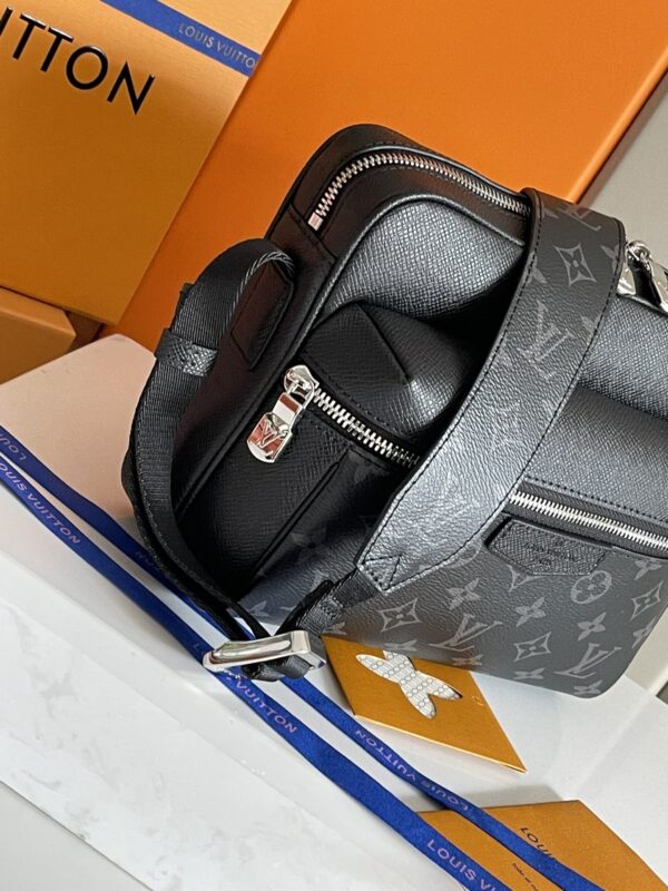 sy_no_6441BBE65D8F52C5945E9432891112AC_1 Outdoor Messenger Bag – Taïga Leather & Monogram Eclipse Canvas