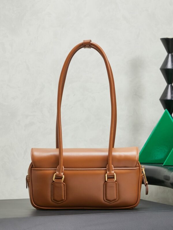 sy_no_64631D742378A9D5EFAE83041791543F_1 New Miu Miu Brown Flap Bowling Bag – Versatile Women's Commuter Bag (Long-Handle Shoulder/Underarm/Handheld Style)