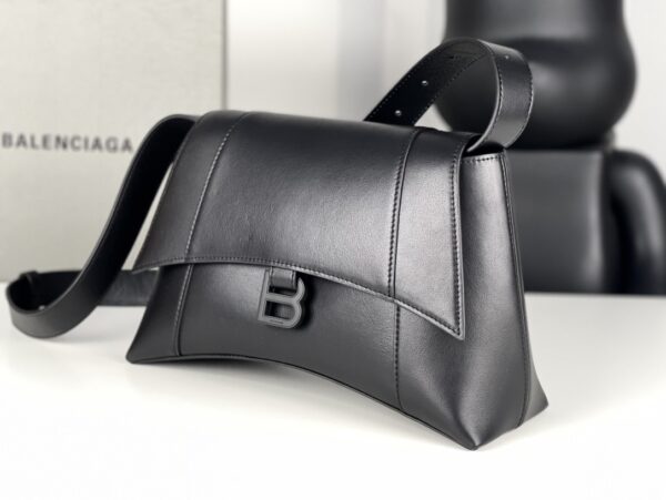 sy_no_647E7383214C1835FC0EC716F165E43F_5 Balenciaga Hourglass Top Handle Bag