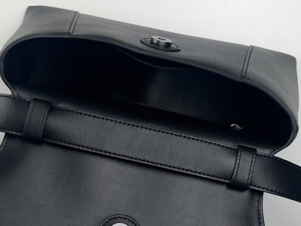 sy_no_647E7383214C1835FC0EC716F165E43F_8 Balenciaga Hourglass Top Handle Bag