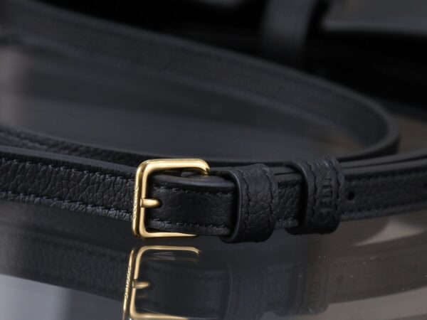 sy_no_64A3442E7D25AD7E4036ED982D13FEE2_5 Camille 16 Soft Mini Crossbody Bag