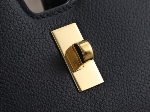 sy_no_64A3442E7D25AD7E4036ED982D13FEE2_7 Camille 16 Soft Mini Crossbody Bag