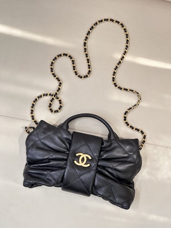 sy_no_6509D3965BBBE2A5C01FC05E7BE42059_1 Black Quilted Lambskin Bow Chain Bag