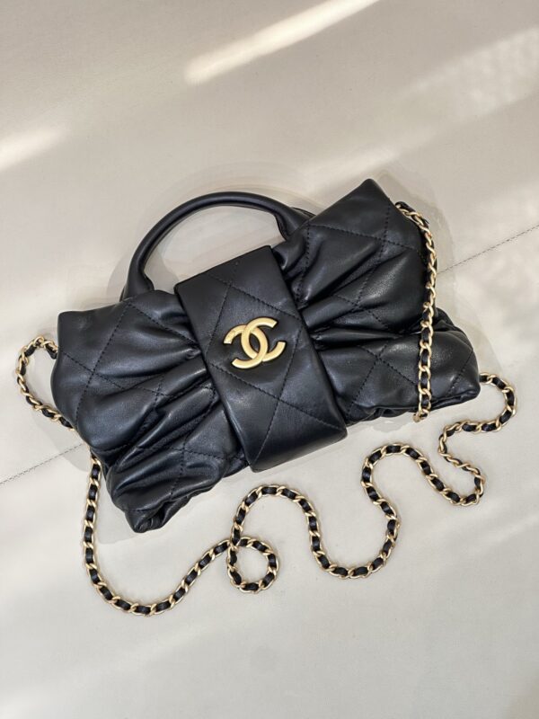 sy_no_6509D3965BBBE2A5C01FC05E7BE42059_3 Black Quilted Lambskin Bow Chain Bag