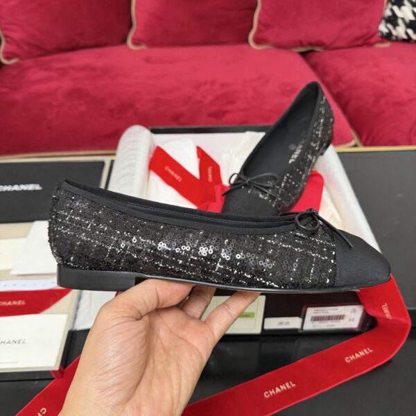 sy_no_6520BDC924F95014ED85C32D2B581053_4 Black Sequined Satin Ballerina Flats
