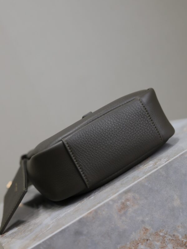 sy_no_654D759FEB19ACA2C380B5827BA40B37_7 YSL Le 5 À 7 Mini Shoulder Bag – Gray