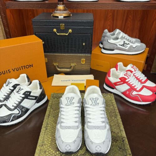 sy_no_657D15D9A8BB94D0801C0111CA2FCDC9_0 Louis Vuitton Run Away Sneakers in Grey & White
