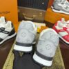 sy_no_657D15D9A8BB94D0801C0111CA2FCDC9_5 Louis Vuitton Run Away Sneakers in Grey & White