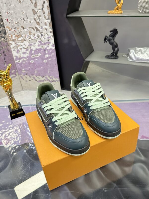 sy_no_662C4ED67F484FC28B55A23D598DC7FC_0 Louis Vuitton LV Trainer Dark Green Mesh & Leather Retro Sneakers