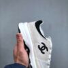 sy_no_6773592ED09010CDC7A8C32F42B91076_5 Off-White & Black Suede Panel Tech Sneakers