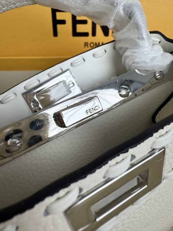 sy_no_6905F9A7AA9A3A085D97429BD913161B_3 White Small Peekaboo ISeeU Textured Calfskin Handbag