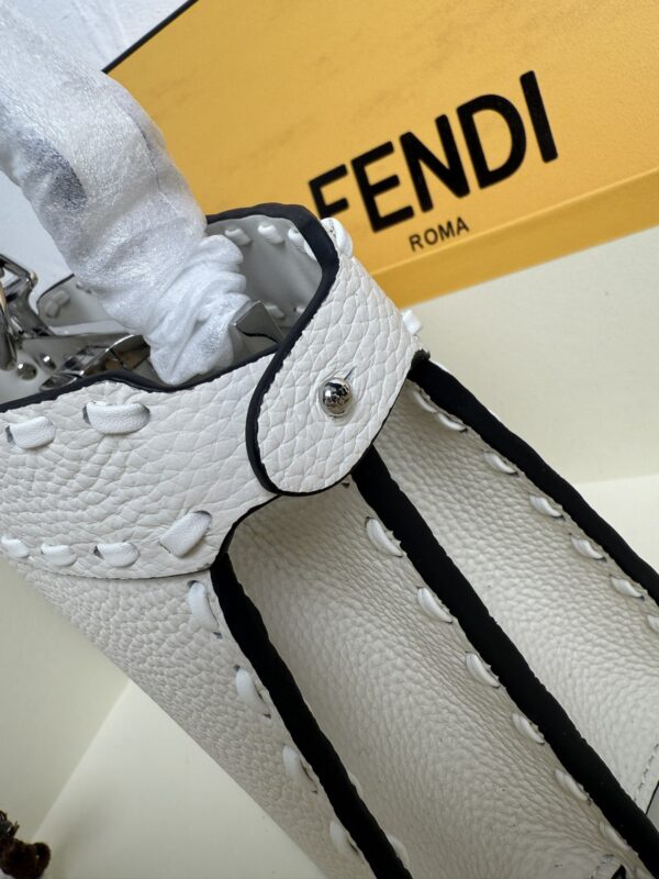 sy_no_6905F9A7AA9A3A085D97429BD913161B_4 White Small Peekaboo ISeeU Textured Calfskin Handbag