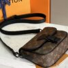 sy_no_692D03DCEDA604B354077DA0390CE0A0_3 LV Montsouris Small Messenger Bag – Monogram Macassar