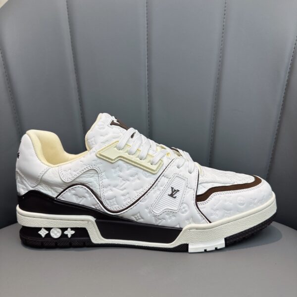 sy_no_69E0B7A5329A61E55AFBAFCD8554FDDE_3 Louis Vuitton LV Trainer White & Chocolate Brown Monogram Embossed Leather Sneakers