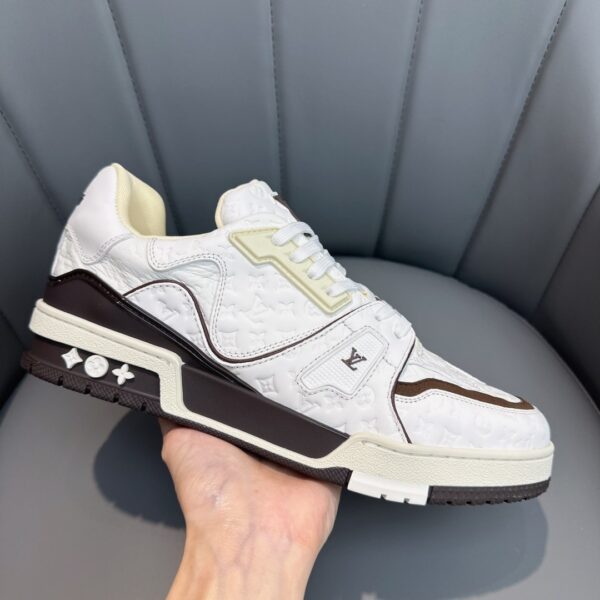 sy_no_69E0B7A5329A61E55AFBAFCD8554FDDE_4 Louis Vuitton LV Trainer White & Chocolate Brown Monogram Embossed Leather Sneakers