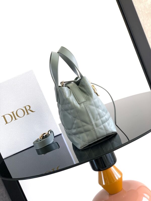 sy_no_6A673227DB6DD4B341CD13AFA144B217_2 Dior Women's Toujours Oversized Cannage Calfskin Shoulder Bag