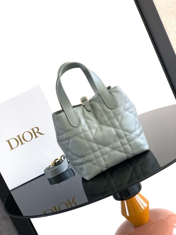 sy_no_6A673227DB6DD4B341CD13AFA144B217_3 Dior Women's Toujours Oversized Cannage Calfskin Shoulder Bag
