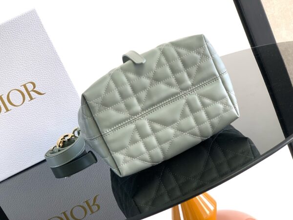 sy_no_6A673227DB6DD4B341CD13AFA144B217_4 Dior Women's Toujours Oversized Cannage Calfskin Shoulder Bag