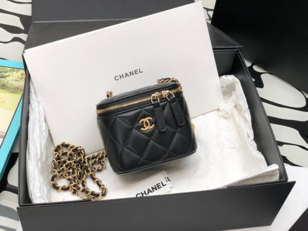 sy_no_6A705CC48D2E6260588D969CC95EC3CA_0 Chanel Spring/Summer Mini Vanity Case with Gold Ball (Chain Shoulder/Crossbody Bag)
