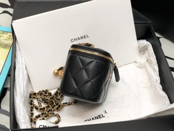 sy_no_6A705CC48D2E6260588D969CC95EC3CA_4 Chanel Spring/Summer Mini Vanity Case with Gold Ball (Chain Shoulder/Crossbody Bag)
