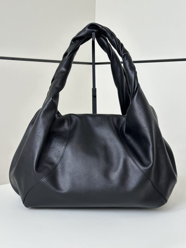 sy_no_6A8BCE56A3E87A918831A1928EFE3641_2 Fendi Hobo Shoulder Tote Bag – Black Soft Leather