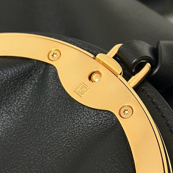 sy_no_6A8BCE56A3E87A918831A1928EFE3641_7 Fendi Hobo Shoulder Tote Bag – Black Soft Leather