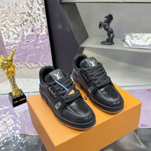 Black Crackled Leather Low-Top Sneakers