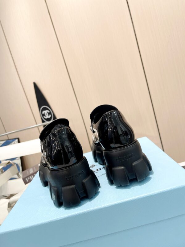 sy_no_6CAB20898FF035508C9CC424AA68D5FA_5 Black Patent Leather Chunky Platform Loafers