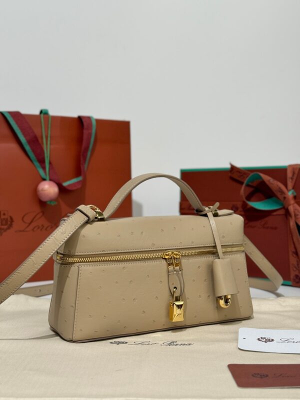 sy_no_6CFC38CB8D5FB5508F177D5BFB2FC58C_1 Loro Piana Extra Bag 23 – Saddle Leather Handbag
