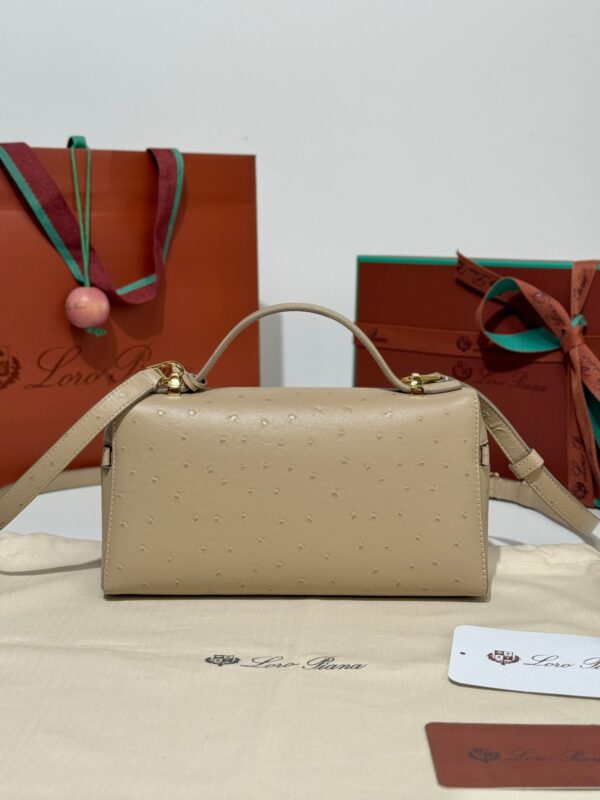 sy_no_6CFC38CB8D5FB5508F177D5BFB2FC58C_3 Loro Piana Extra Bag 23 – Saddle Leather Handbag