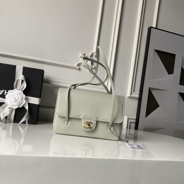 Chanel Spring/Summer 26EY Coco Collection underarm bag (as seen on Jennie)