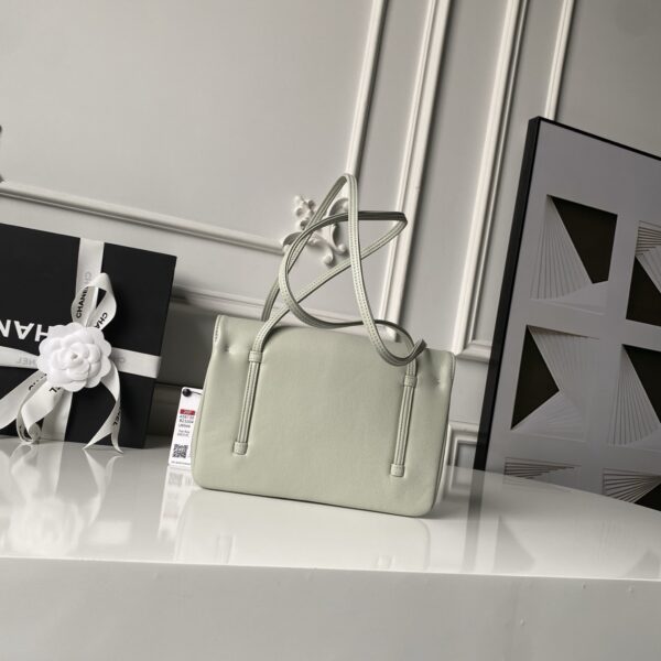 Chanel Spring/Summer 26EY Coco Collection underarm bag (as seen on Jennie)