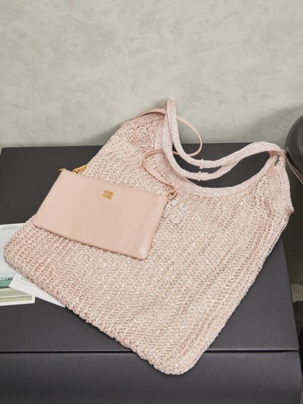 sy_no_6DAADCCC539E1C93C4040025295C6998_1 Miu Miu Ivy Sequin Mesh Tote Bag (Pink)