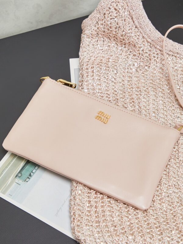 sy_no_6DAADCCC539E1C93C4040025295C6998_3 Miu Miu Ivy Sequin Mesh Tote Bag (Pink)