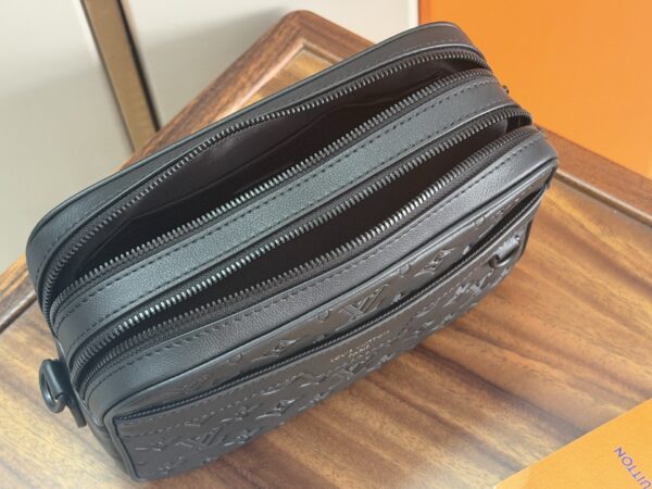 sy_no_6DBCE57134DB40F1A7CA316FA8792B97_8 LV Alpha Messenger Bag – Monogram Shadow Leather